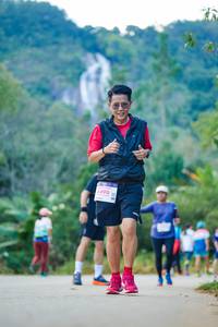 BIB: 8090
                            <button type="button" onclick="openModal(18880713)" class="btn btn-primary btn-sm float-right btn-popup" data-toggle="modal" data-target=".modal-high-quality">
                        <i class="fas fa-shopping-cart"></i> Add to Cart
                    </button>
                                            <button type="button" onclick="isThisMe(18880713, true)" class="btn btn-success btn-sm float-right btn-popup btn-isme hidden" data-toggle="tooltip" data-placement="bottom" title="นี่คือรูปของคุณใช่ไหม คลิกที่นี่เพื่อเอาเข้าอัลบั้ม">
                        <i class="fas fa-plus"></i> Add to album
                    </button>
                    <button type="button" onclick="isThisMe(18880713, false)" class="btn btn-warning btn-sm float-right btn-popup btn-isnotme hidden">
                        <i class="fas fa-ban"></i> Remove from album
                    </button>